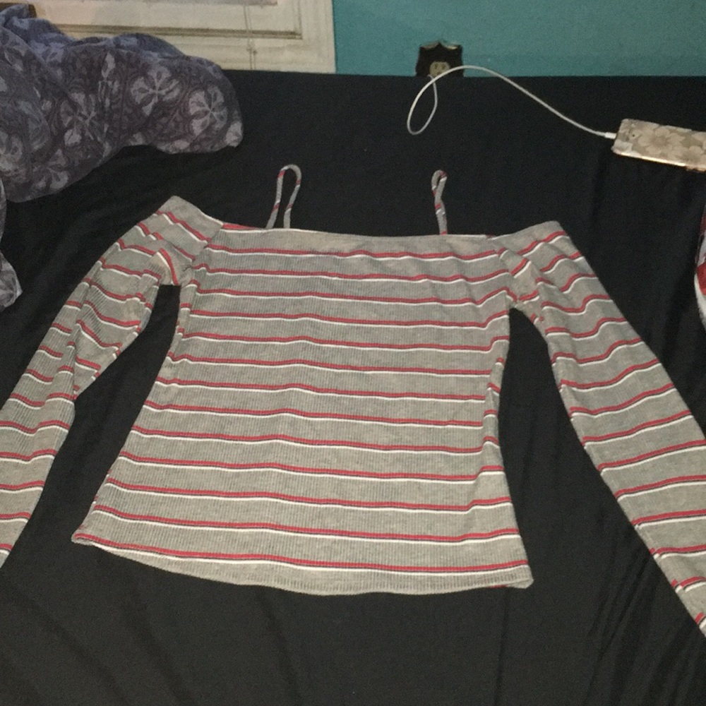 Off the shoulder long sleeve